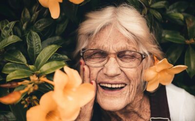 From Rejecting to Embracing Aging